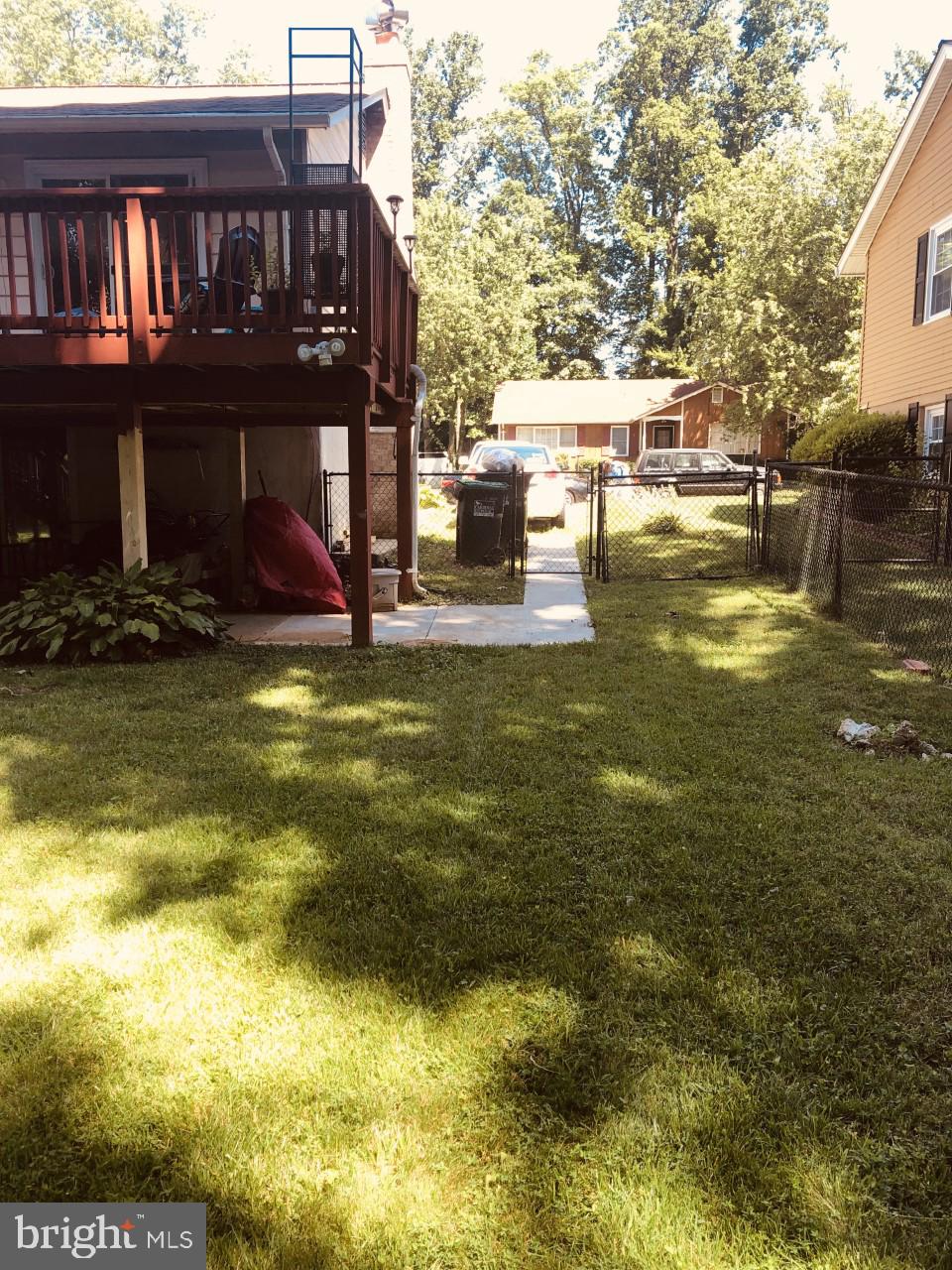 3915 Forge Drive Woodbridge, VA 22193 - Photo 25 of 29 REAR