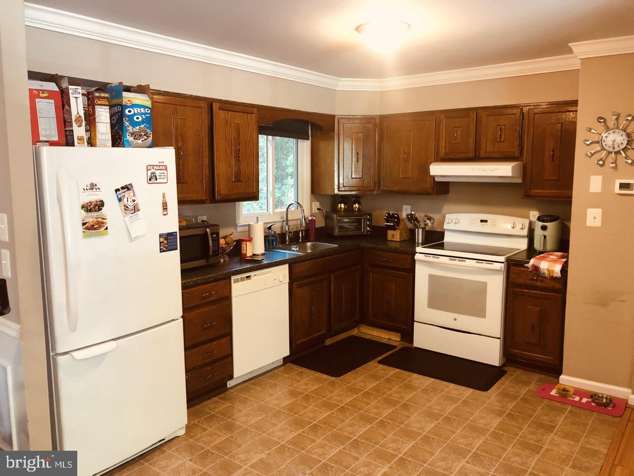 3915 Forge Drive Woodbridge, VA 22193 - Photo 9 of 29 KITCHEN