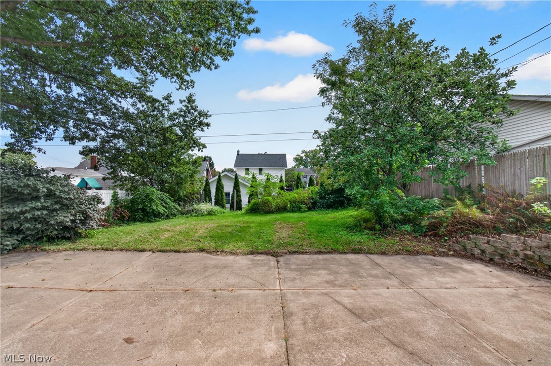 852 Phillips Road Northeast Massillon, OH 44646 - Photo 25 of 26 Gallery Image 25