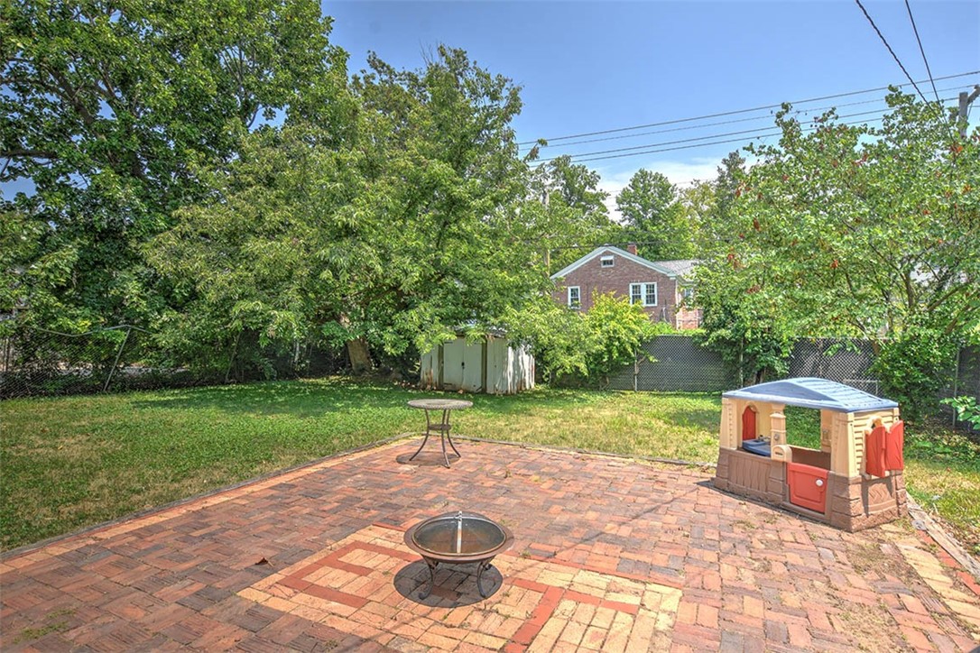 278 South Linden Avenue Decatur, IL 62522 - Photo 31 of 33