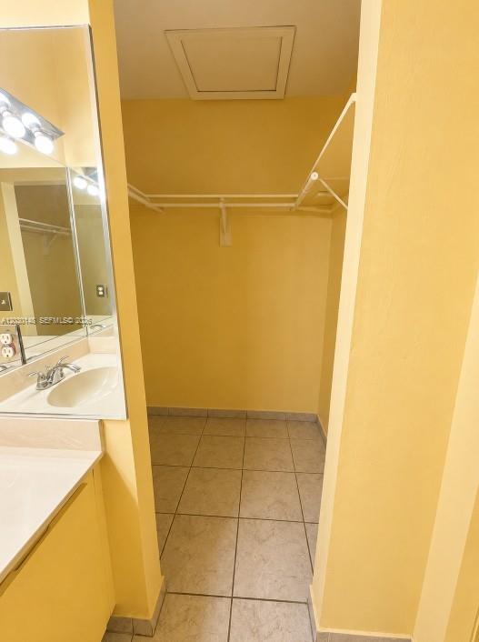 9013 Southwest 8th Terrace Miami, FL 33174 - Photo 15 of 28
