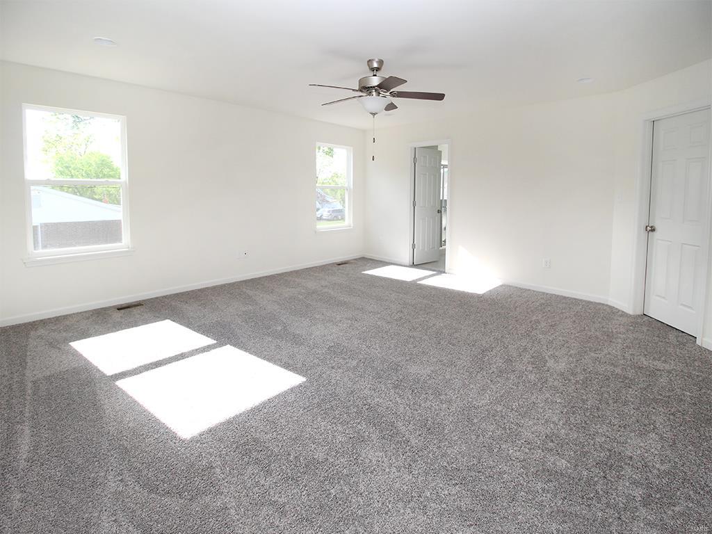 252 Arbors At Bridle Path Ballwin, MO 63021 - Photo 8 of 9