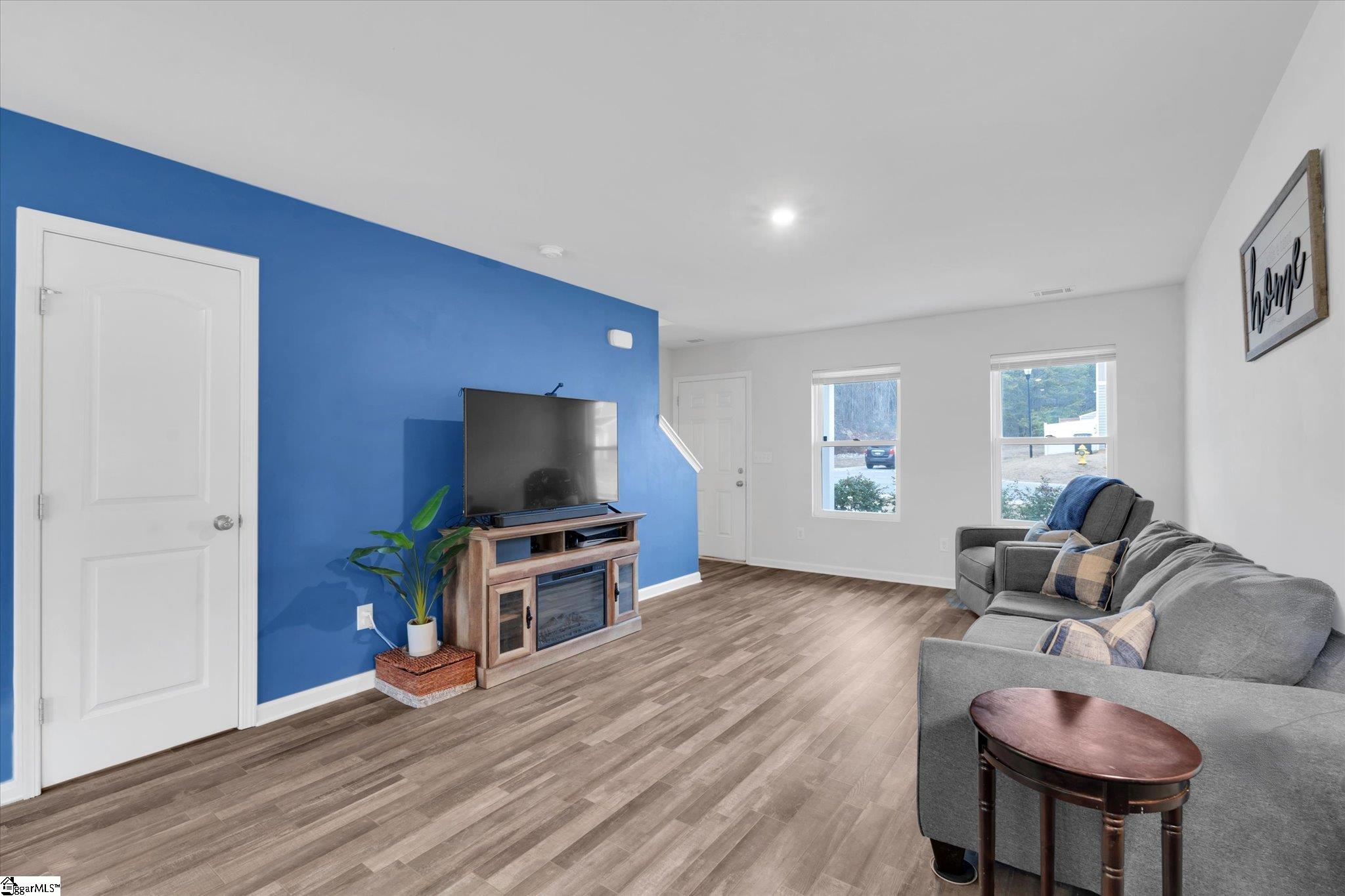 323 Long Grove Lane Greer, SC 29650 - Photo 9 of 27