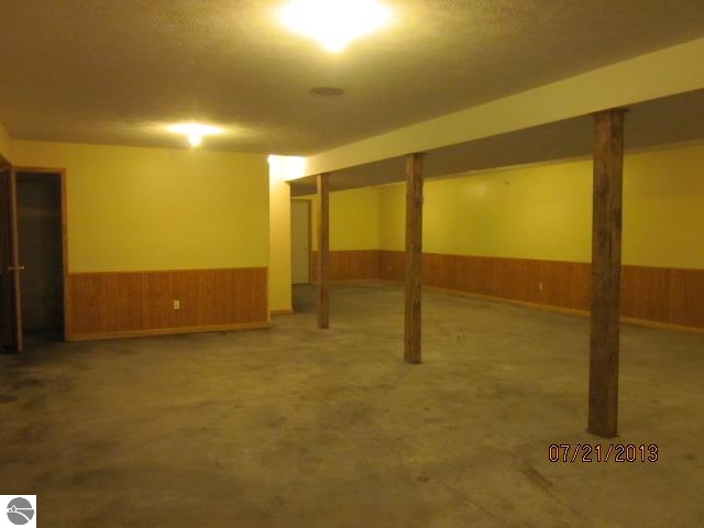 11286 Edgar Road Riverdale, MI 48877 - Photo 15 of 17 1790862-14.JPG