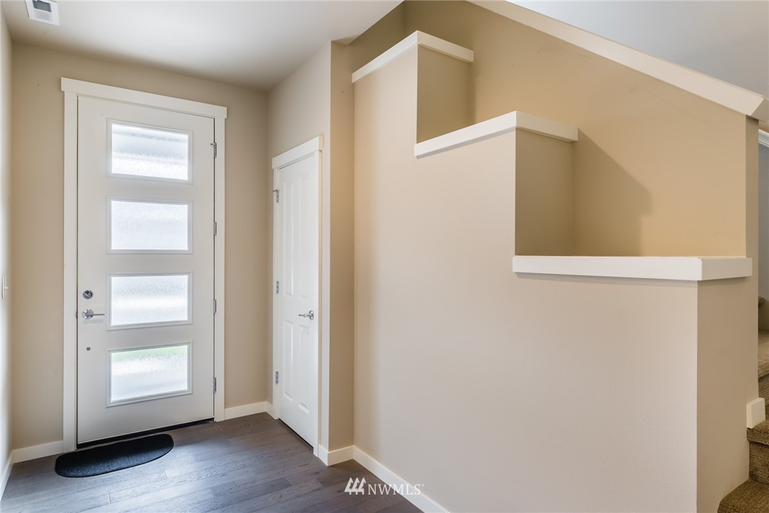 28 174th Place Southwest Bothell, WA 98012 - Photo 2 of 23