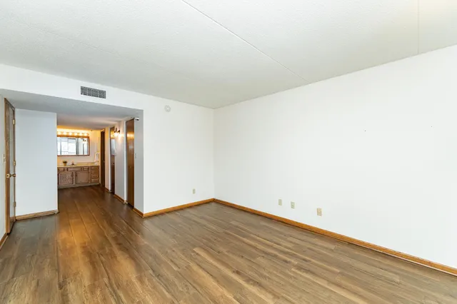 $325,000 | 121 14th Street Northeast, Unit 204, Rochester, MN 55906