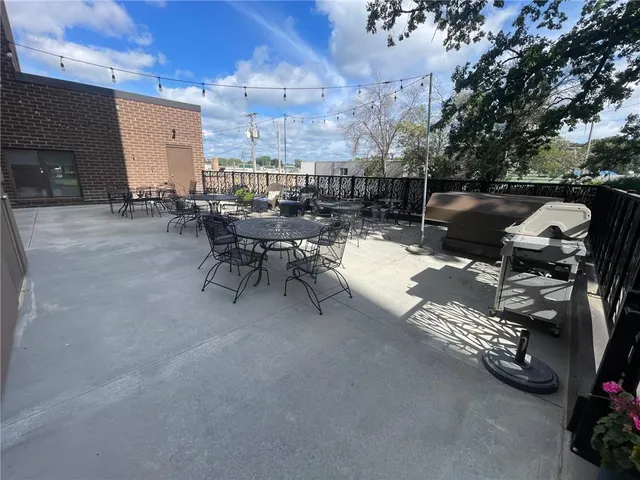 $325,000 | 121 14th Street Northeast, Unit 204, Rochester, MN 55906