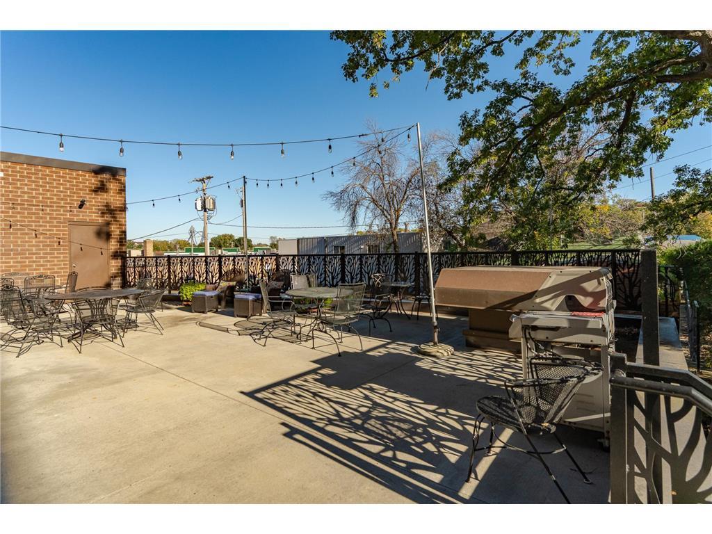 121 14th Street Northeast, Unit 204 Rochester, MN 55906 - Photo 27 of 32