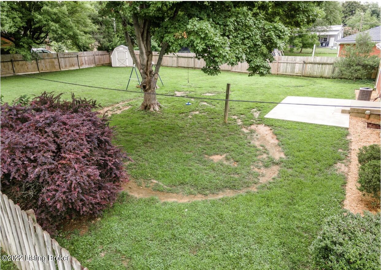 240 Stringer Lane Mount Washington, KY 40047 - Photo 25 of 29 image00027