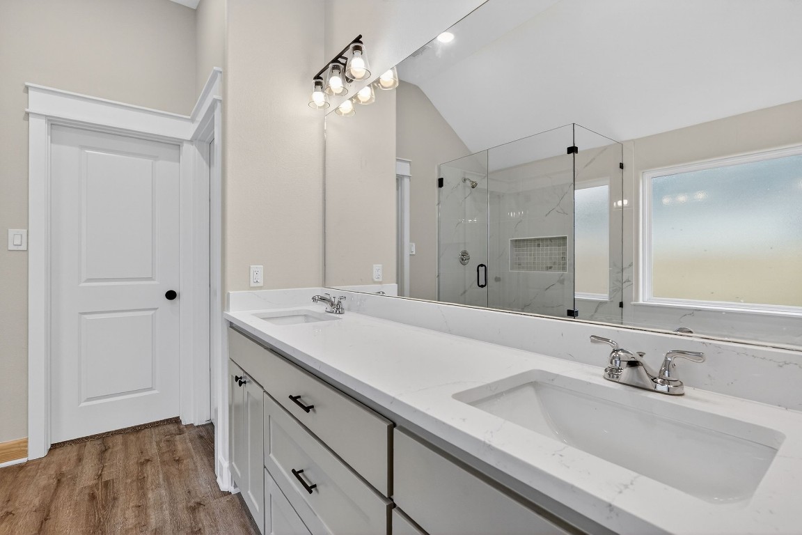 212 Orchard Cove Snook, TX 77879 - Photo 15 of 35