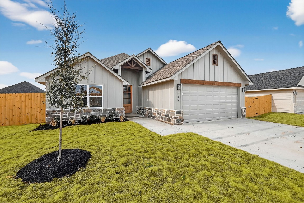 212 Orchard Cove Snook, TX 77879 - Photo 2 of 35