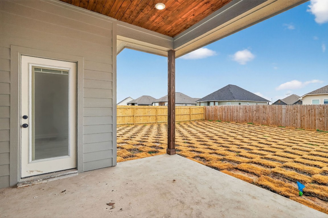 212 Orchard Cove Snook, TX 77879 - Photo 27 of 35