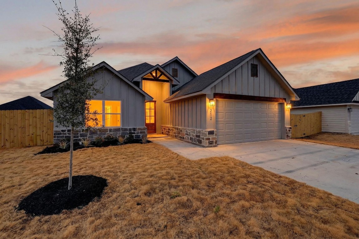 212 Orchard Cove Snook, TX 77879 - Photo 32 of 35