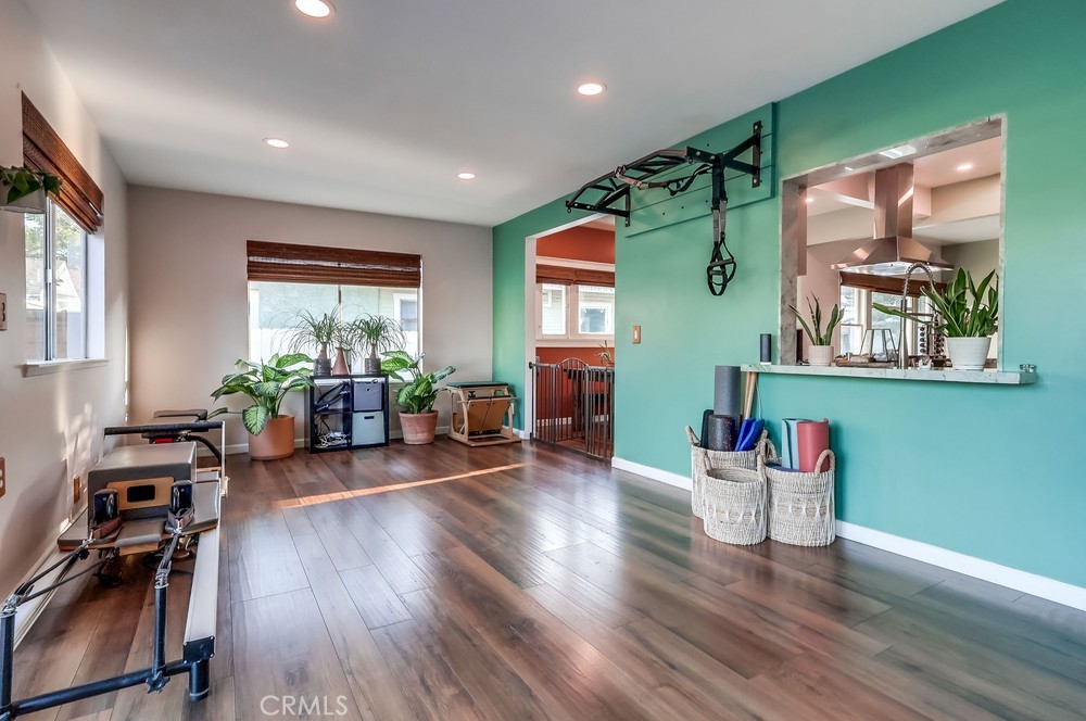456 Cherry Avenue Long Beach, CA 90802 - Photo 40 of 74 a living room with furniture and a wooden floor