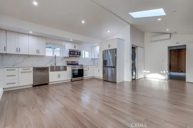 $1,425,000 | 456 Cherry Avenue, Long Beach, CA 90802