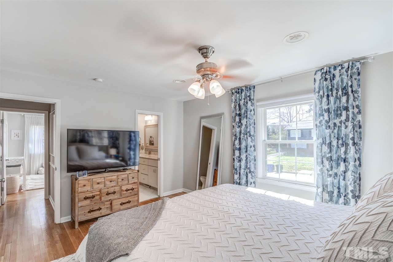 509 Harvard Street Raleigh, NC 27609 - Photo 21 of 30