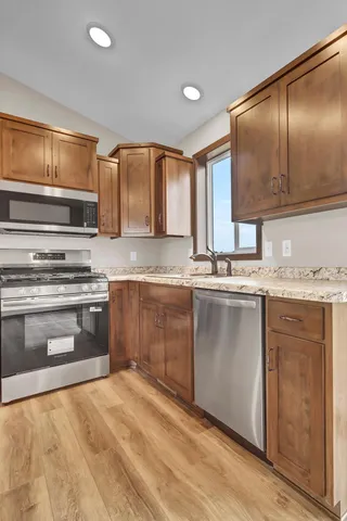 $284,500 | 230 9th Street Southwest, Rice, MN 56367