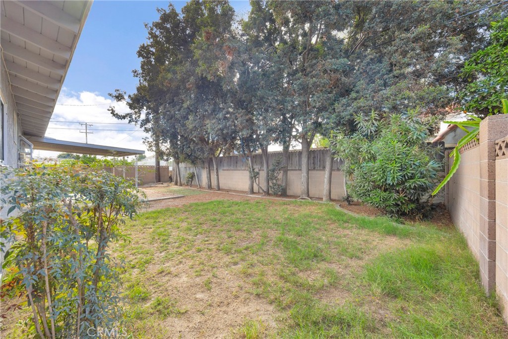 10411 Lexington Street Stanton, CA 90680 - Photo 27 of 30 a view of backyard with large trees