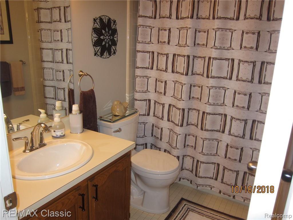 669 Camden Court, Unit 194 Rochester, MI 48307 - Photo 20 of 23