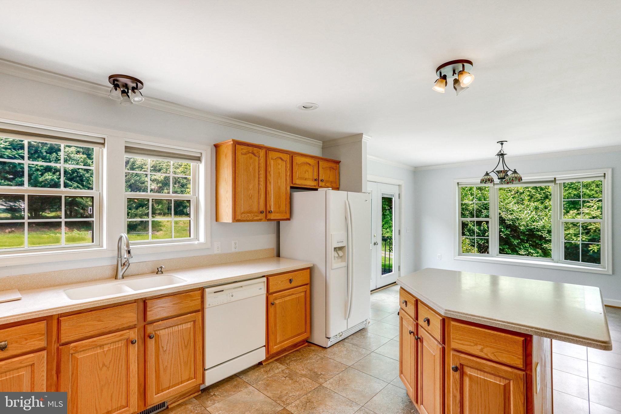 11787 Rowe Road Monrovia, MD 21770 - Photo 10 of 58 Kitchen/dining areas.