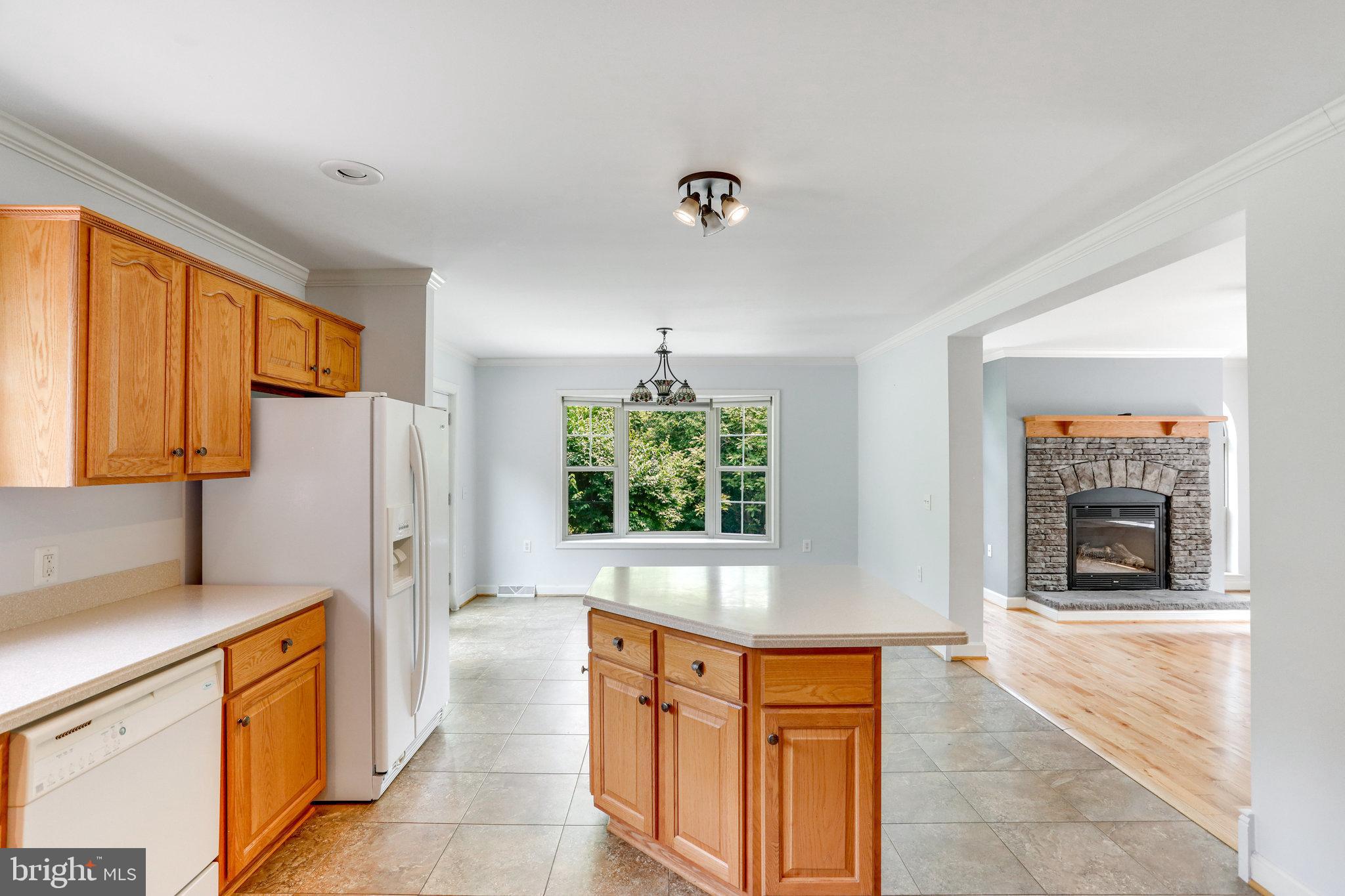 11787 Rowe Road Monrovia, MD 21770 - Photo 11 of 58 Kitchen/Living/Dinning