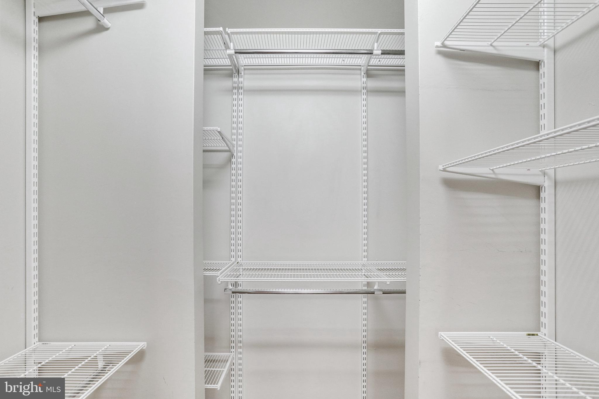 11787 Rowe Road Monrovia, MD 21770 - Photo 21 of 58 Walk-in closet.