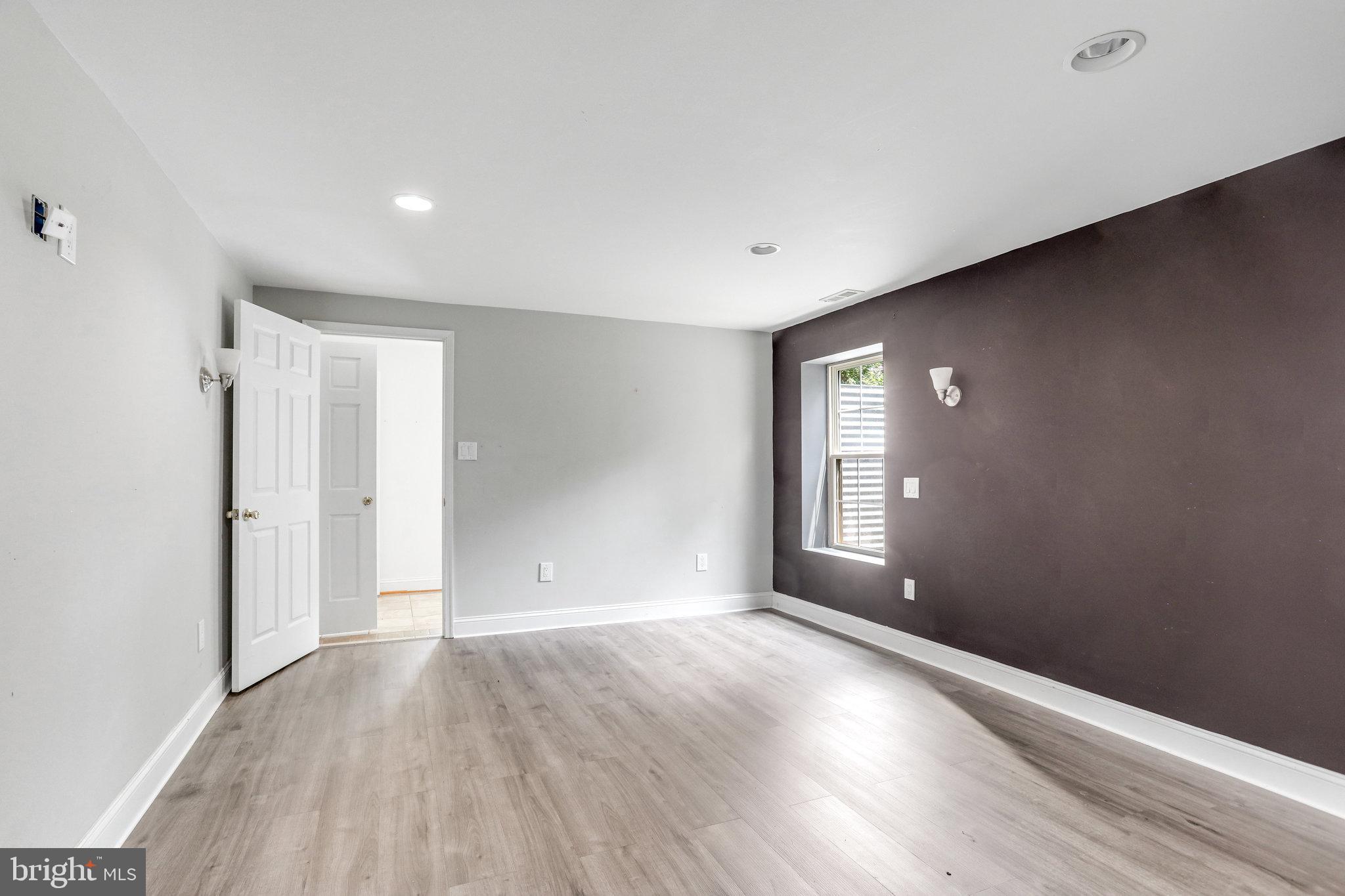 11787 Rowe Road Monrovia, MD 21770 - Photo 41 of 58 4th bedroom with e-grass window.