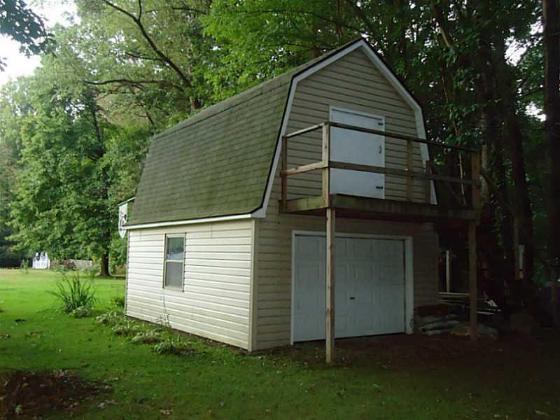 606 Mercer Road Greenville, PA 16125 - Photo 16 of 19 Exterior Back.