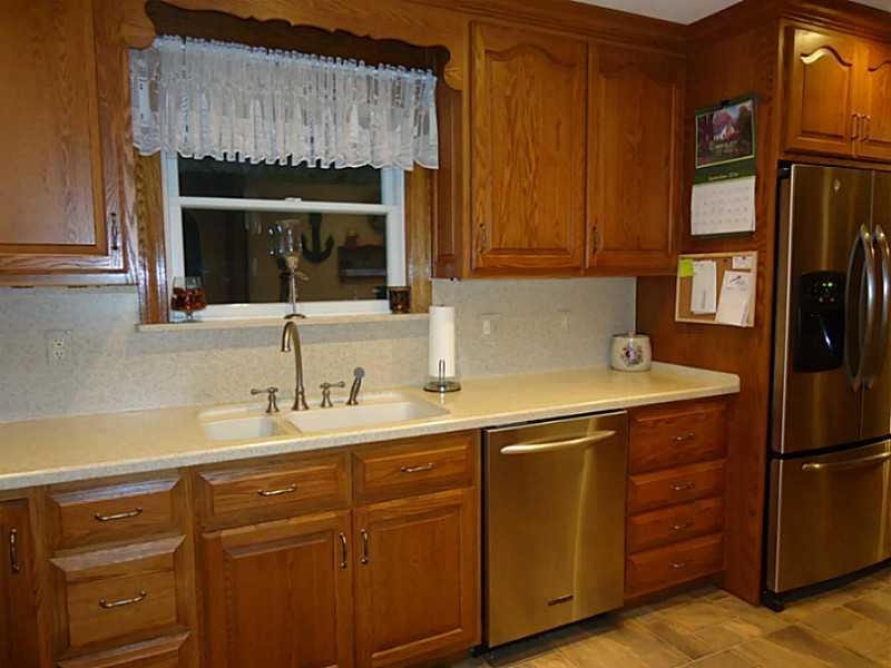 606 Mercer Road Greenville, PA 16125 - Photo 5 of 19 Kitchen.