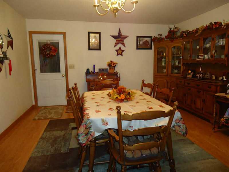 606 Mercer Road Greenville, PA 16125 - Photo 7 of 19 Dining Room.