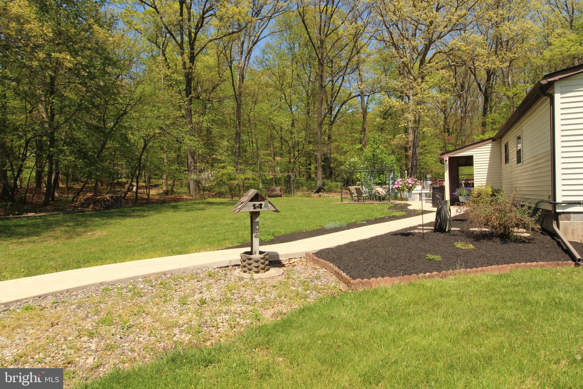 1075 Nemeth Road Coopersburg, PA 18036 - Photo 22 of 25 Gallery Image 22