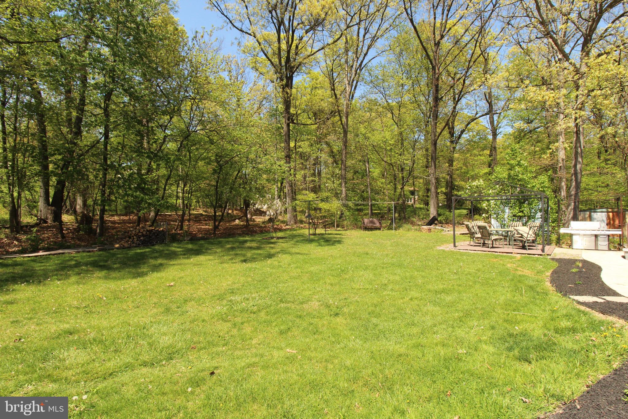 1075 Nemeth Road Coopersburg, PA 18036 - Photo 23 of 25 Gallery Image 23