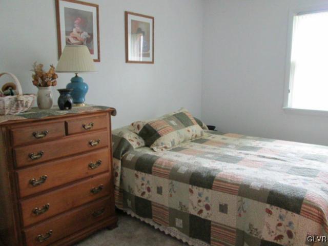 2436 Yost Road Bath, PA 18014 - Photo 8 of 12
