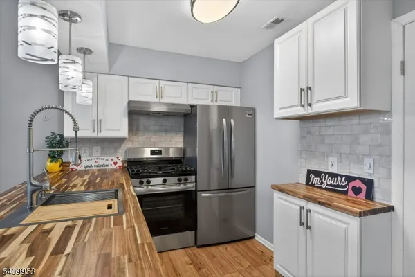 $2,600 | 7 Arapahoe Drive, Unit 8, Vernon, NJ 07462