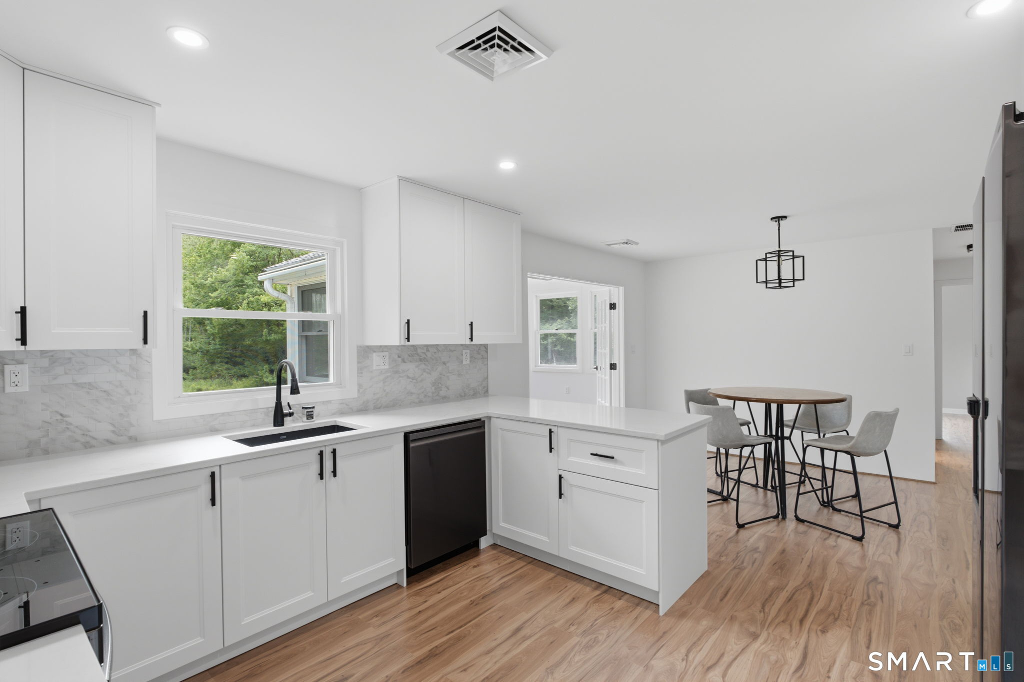 33 Jennings Lane Windham, CT 06280 - Photo 16 of 40