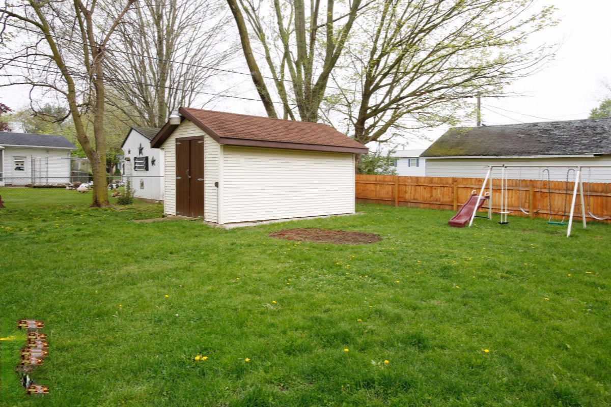 715 South Grant Avenue Three Rivers, MI 49093 - Photo 18 of 20 15020213_17