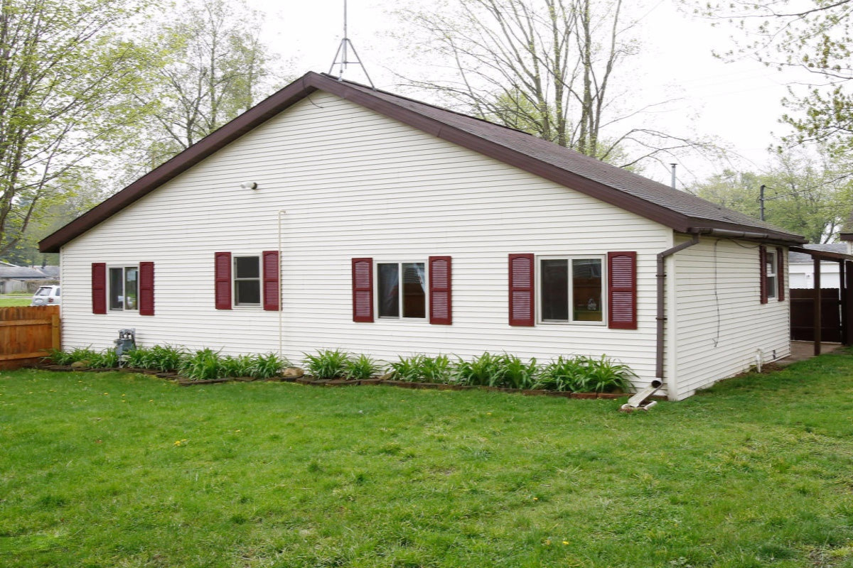 715 South Grant Avenue Three Rivers, MI 49093 - Photo 19 of 20 15020213_18