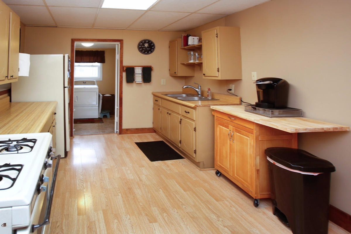 715 South Grant Avenue Three Rivers, MI 49093 - Photo 5 of 20 15020213_04
