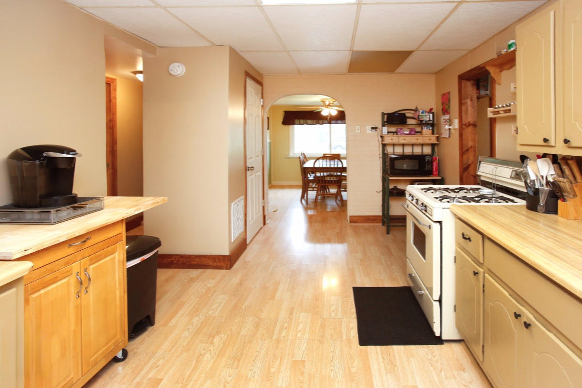 715 South Grant Avenue Three Rivers, MI 49093 - Photo 7 of 20 15020213_06