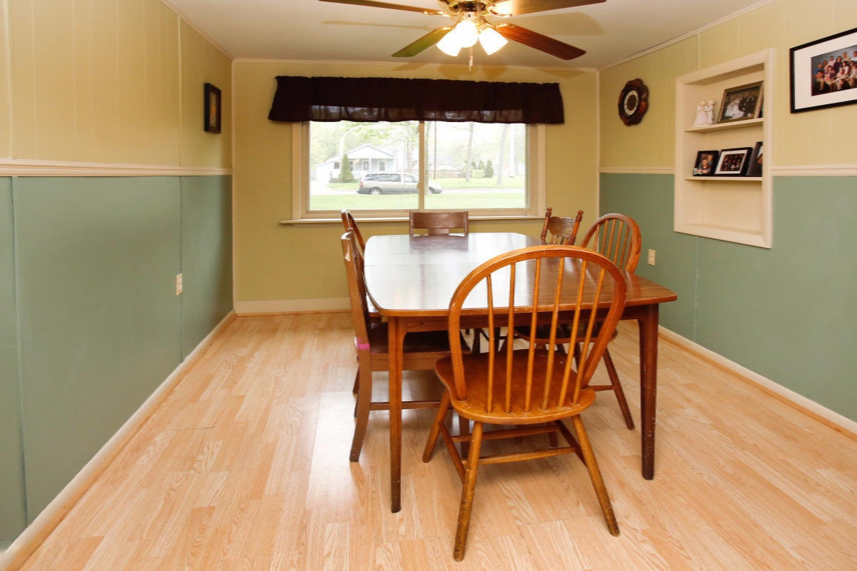 715 South Grant Avenue Three Rivers, MI 49093 - Photo 8 of 20 15020213_07