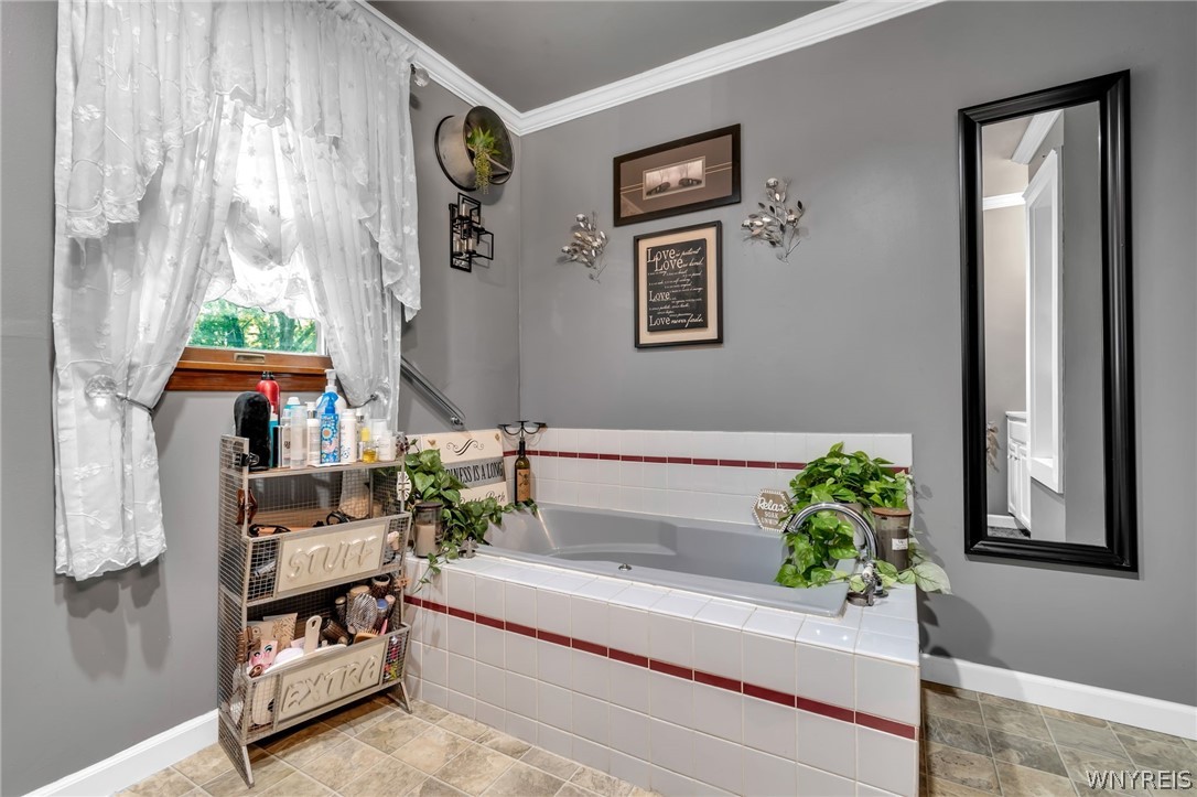31 Reed Street Lockport City, NY 14094 - Photo 29 of 50 Ensuite bath with jetted soaking tub