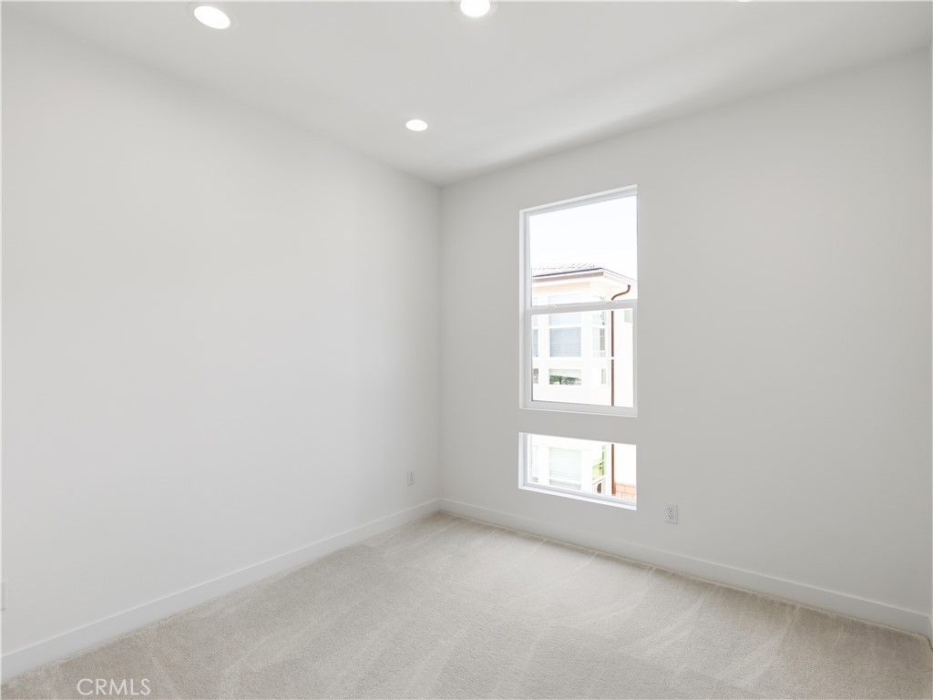 495 Verbena Way Montebello, CA 90640 - Photo 13 of 41 Bedroom 3
