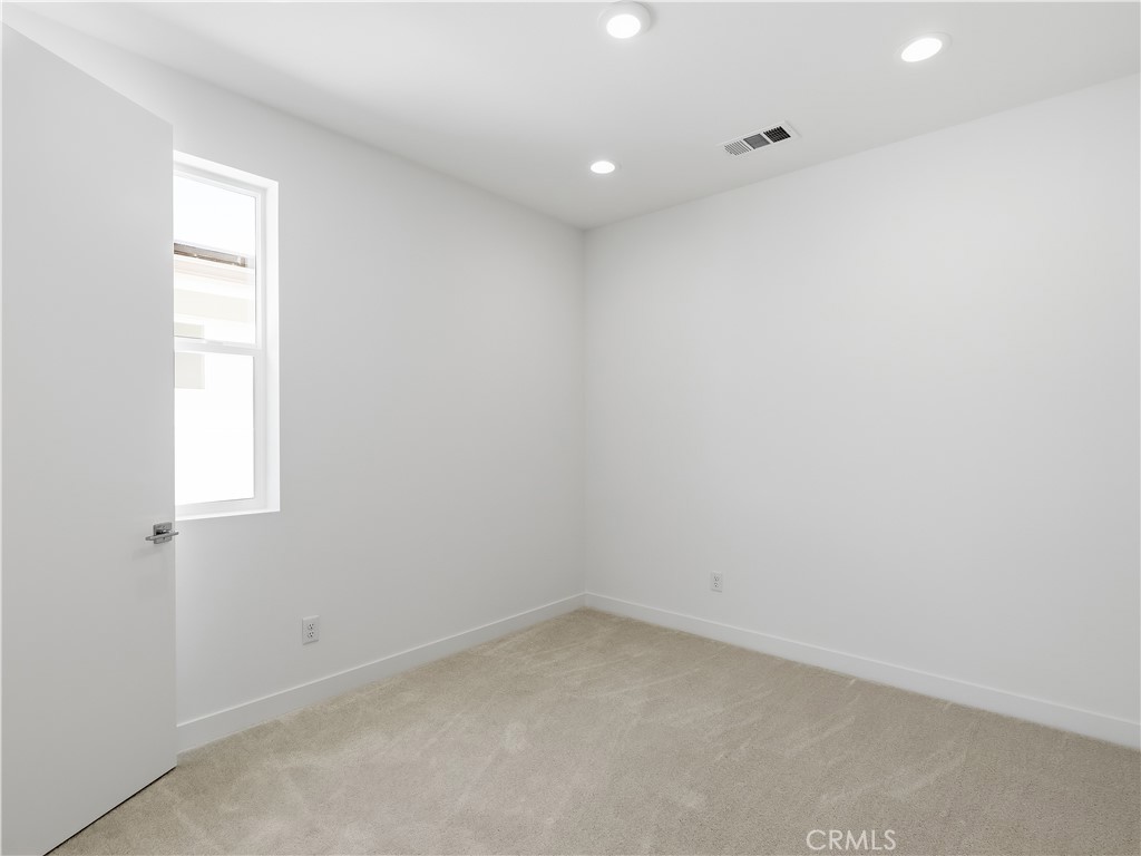 495 Verbena Way Montebello, CA 90640 - Photo 16 of 41 Bedroom 6