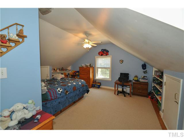 5109 Castlebrook Drive Raleigh, NC 27604 - Photo 14 of 24 Second floor office or bedroom, has a closet and lots of built-ins Other