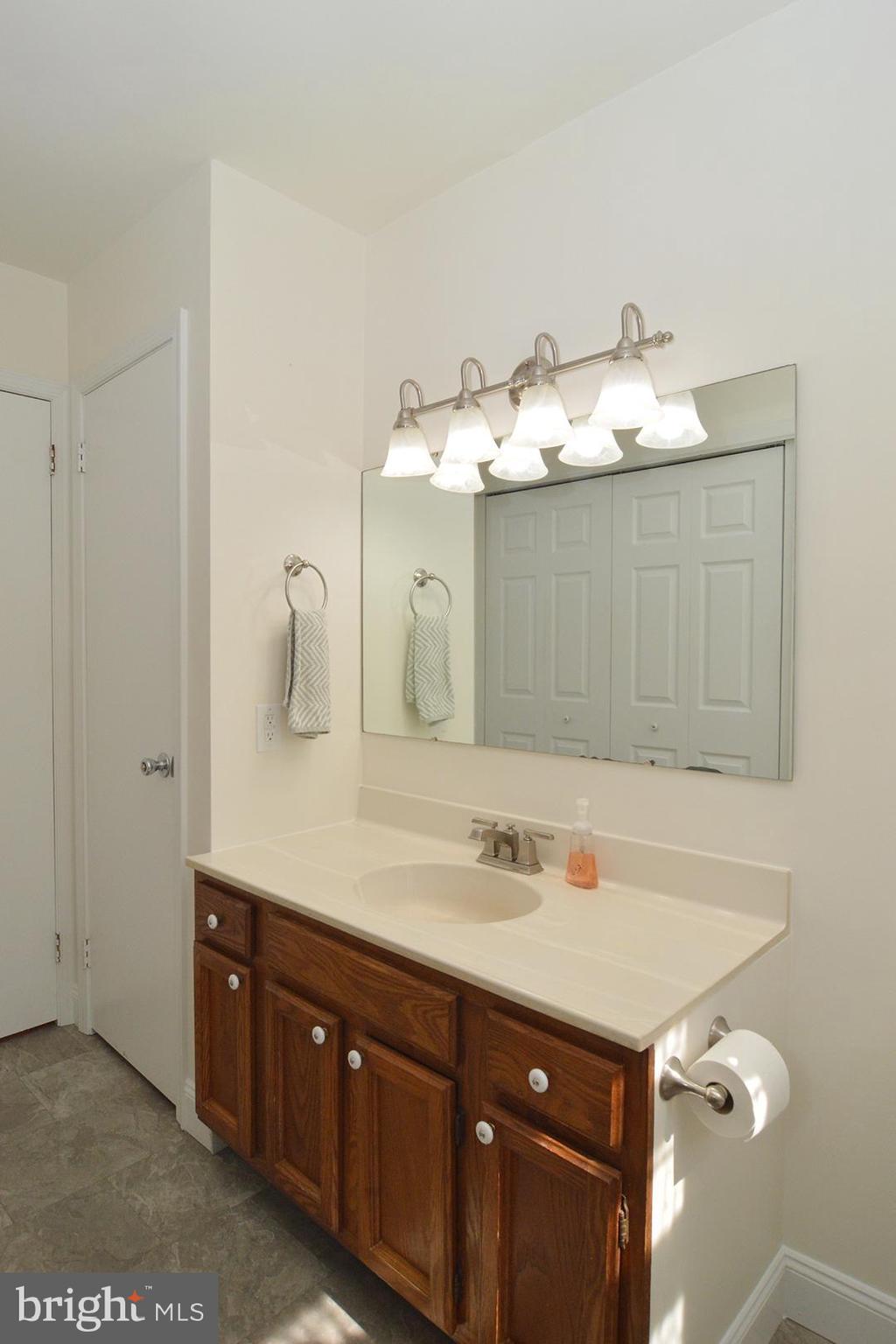 4476 Pheasant Run Reading, PA 19606 - Photo 15 of 31 Gallery Image 15