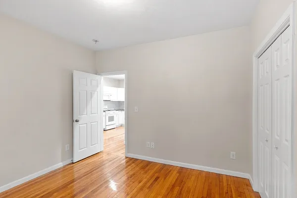 $2,500 | 920 Pleasant Street, Unit 1, Worcester, MA 01602