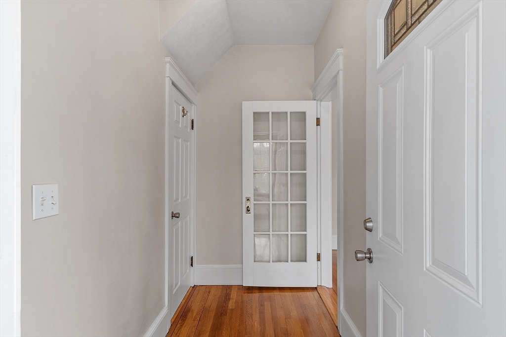 920 Pleasant Street, Unit 1 Worcester, MA 01602 - Photo 7 of 34