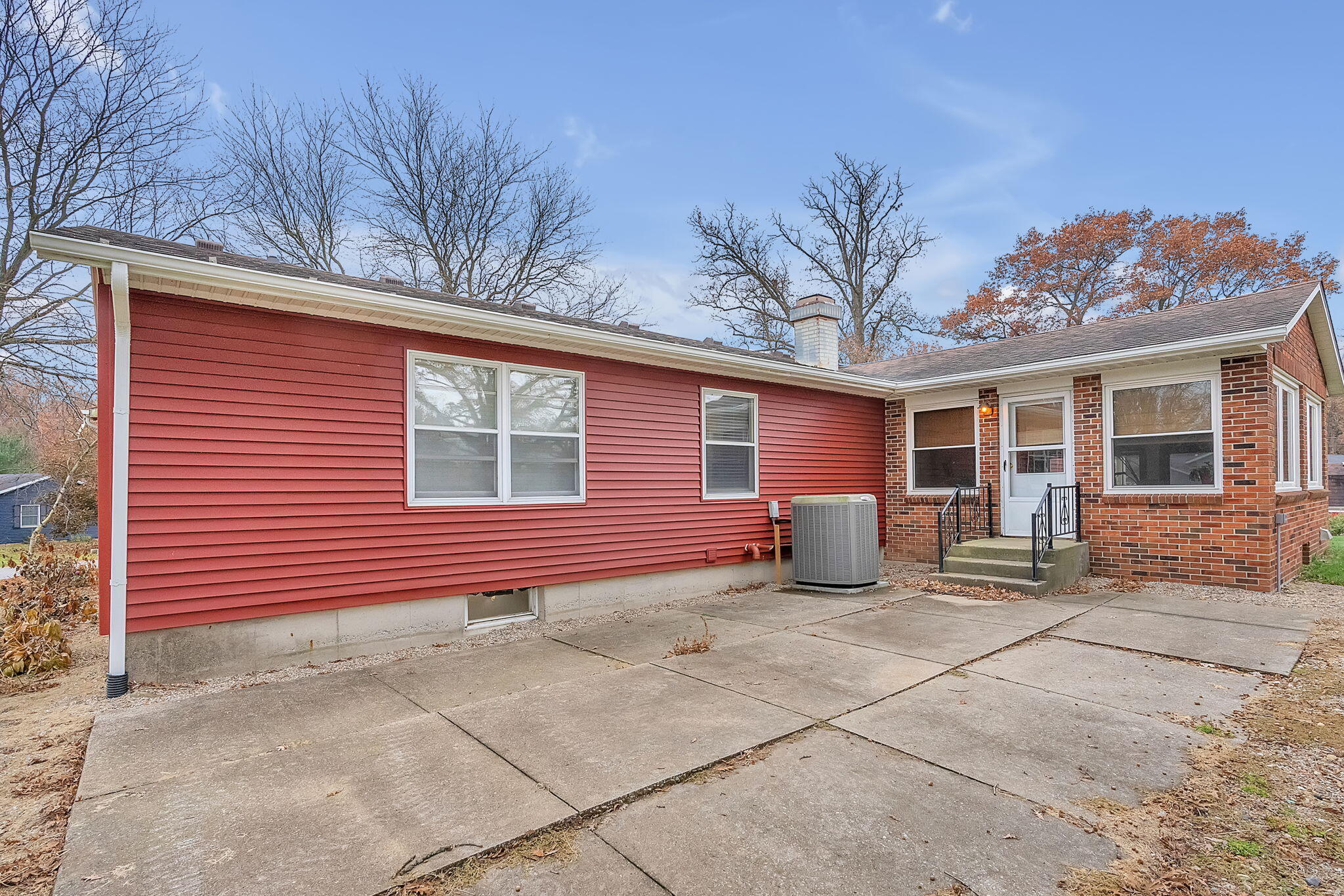 10338 O Reilly Drive Rensselaer, IN 47978 - Photo 35 of 41 2048x1366