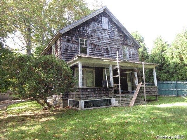 5 Three Mile Harbor Road East Hampton, NY 11937 - Photo 1 of 1 front