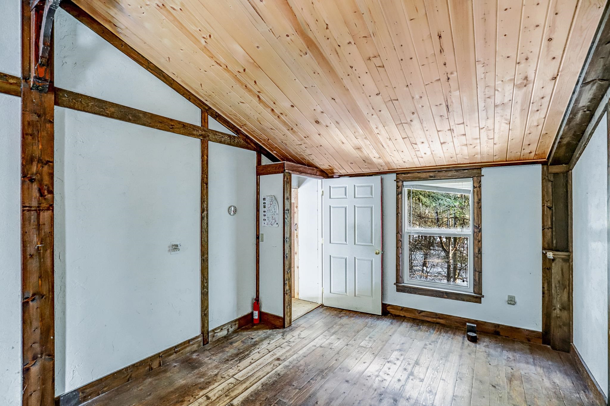 301 North Davis Road Usk, WA 99180 - Photo 8 of 29 Gallery Image 8